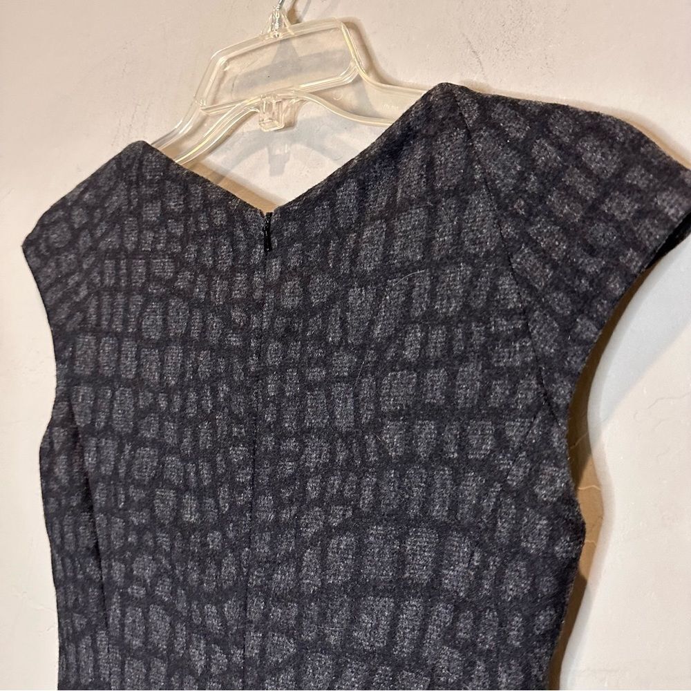 Karen Millen Black Textured Midi Dress - Picture 7 of 7
